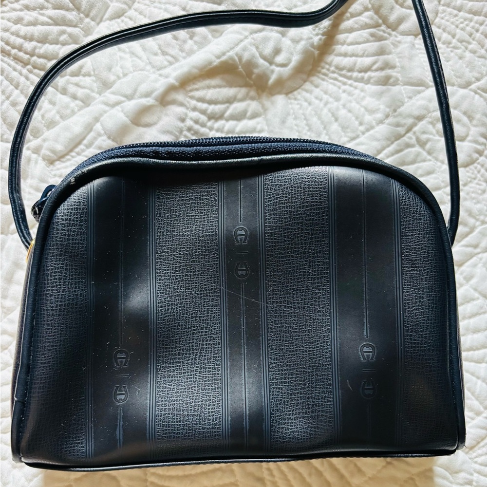 Gorgeous vintage Etienne Aigner crossbody bag - Picture 3 of 5